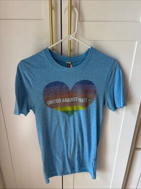 HRC.org rainbow t-shirt size small